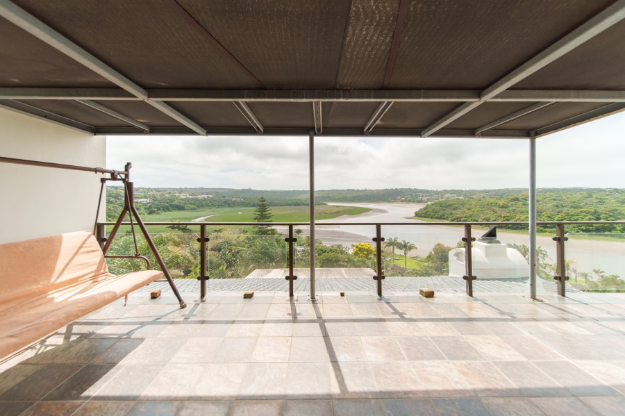 4 Bedroom Property for Sale in Bonza Bay Eastern Cape